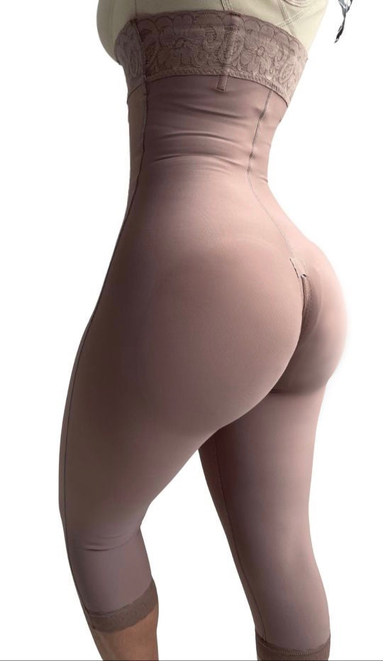 Knee Invisible Short